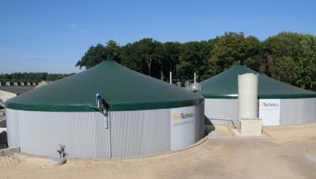 Vorbildfunktion: Eine Biogasanlage wie sie der Investor Voltwerk in Gollensdorf (Landkreis Stendal) bereits hochgezogen hat, könnte in absehbarer Zeit auch in Garstedt stehen.